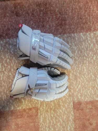 Used STX Surgeon RZR2 Lacrosse Gloves 12"