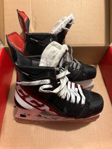 Used CCM Regular Width  Size 6.5 JetSpeed FT4 Hockey Skates