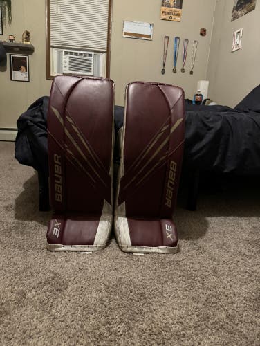 Bauer 3x goalie leg pads