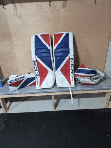 Used 33" CCM Extreme Flex 5.9 Regular Goalie Full Set