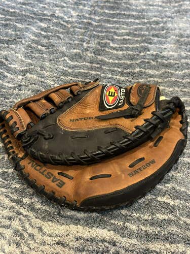 Easton Catchers Glove NAT20W Women’s Fastpitch Softball Natural Left Throw