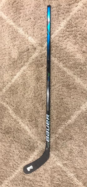 Used Intermediate Bauer Right Handed P92 Nexus Geo Hockey Stick