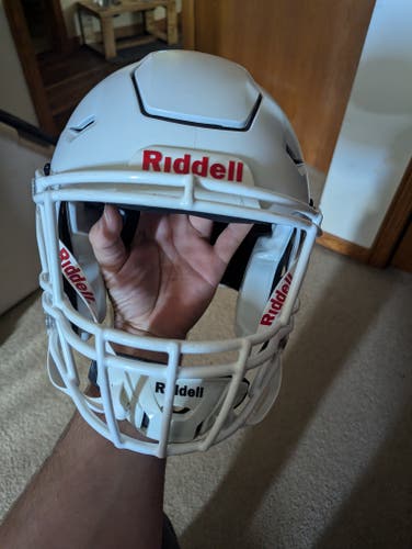 Medium Adult Riddell SpeedFlex Helmet