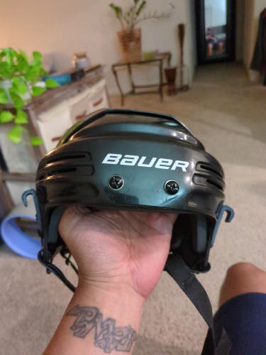 Used Bauer BHH2100L Helmet