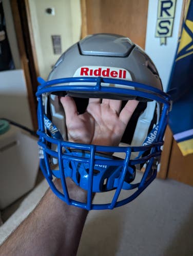 Medium Adult Riddell SpeedFlex Helmet