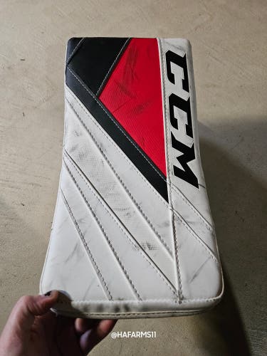 Used Youth CCM YT EFLEX 5.5 Regular White/Red