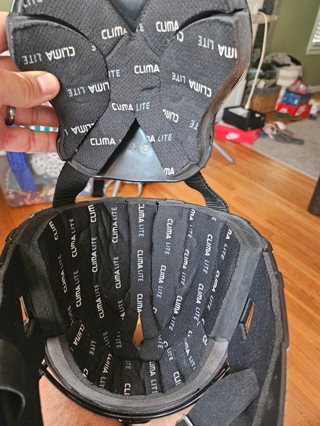 Used Adidas GSCH1A Catcher's Mask