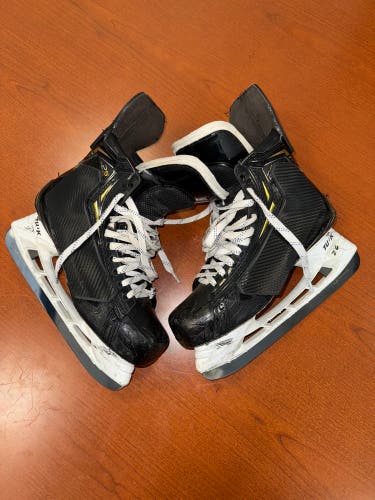 Used Senior Bauer Supreme 2S Pro Hockey Skates Regular Width Pro Stock 10.5