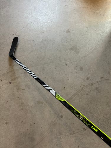 Used Senior Warrior Right Handed P90 Pro Stock Alpha LX2 PRO Hockey Stick