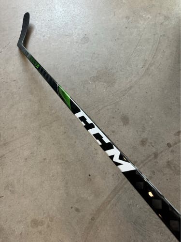 NHL New Senior CCM Right Handed 90 Flex P88 Pro Stock RibCor Trigger 4 Pro Hockey Stick