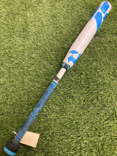 Used 2023 DeMarini CF Bat (-11) Composite 18 oz 29"