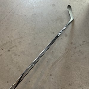 Used Senior Bauer Left Hand P28 Pro Stock Vapor Hyperlite 2 Hockey Stick
