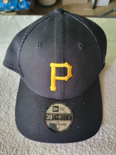 New Era Pittsburgh Pirates MLB Fitted Baseball Cap, Size Large - XLarge