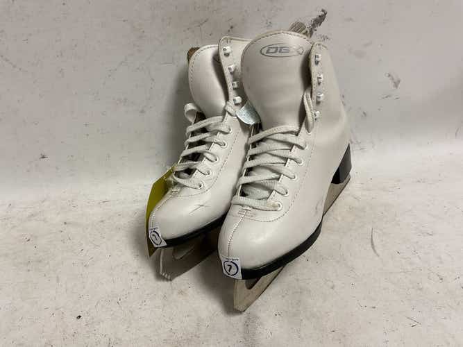 Used Dbx Figure Skates Senior 7 Women's Figure Skates