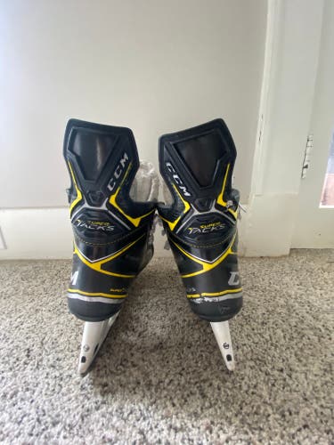 CCM Super Tacks