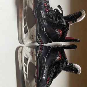 Bauer Vapor LTX Pro Size 4 Skates