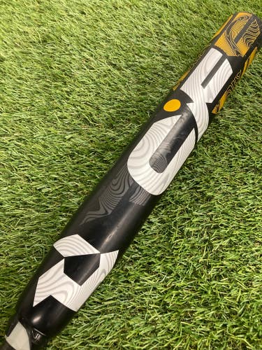 Black Used 2022 DeMarini CF Bat (-10) Composite 22 oz 32"