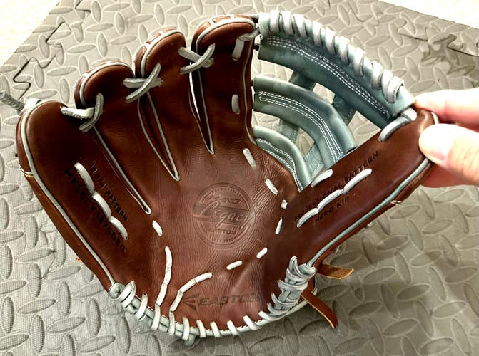 Easton Left Hand Throw LHT Outfield Mako Legacy Baseball Glove 12.75" MKLGCY1275DBG