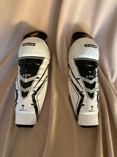 Used Junior CCM LTP 11" Shin Pads