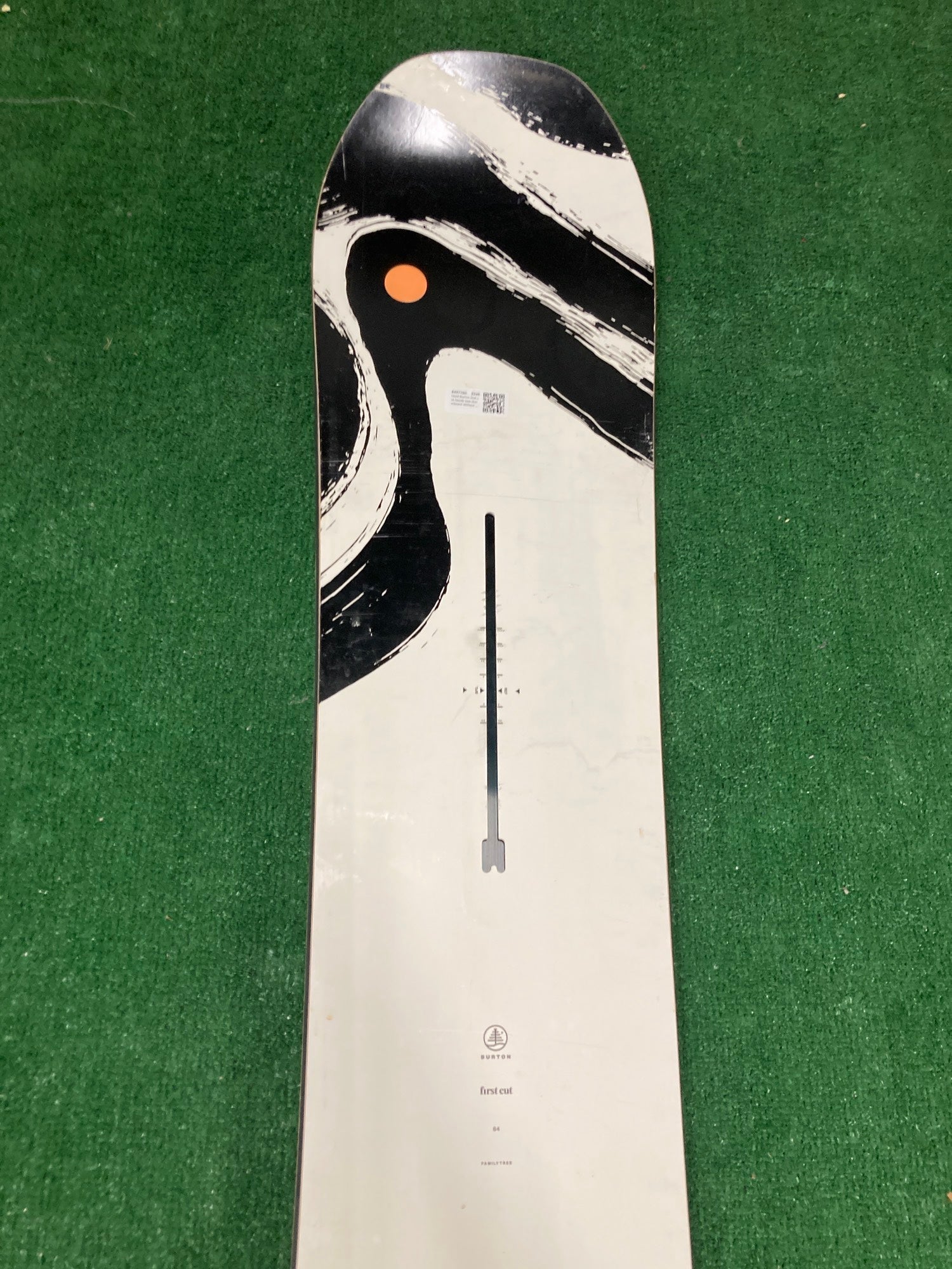 burton first snowboard Vintage Elite 140 Londonderry, VT Plans Public Sculpture