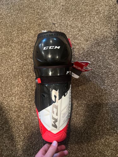 New Junior CCM 12"  JetSpeed FT4 Shin Pads