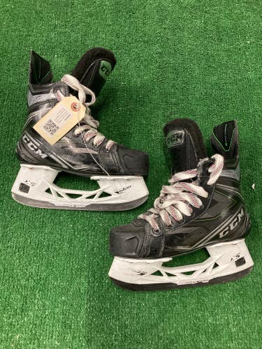 Used Junior CCM RibCor Platinum Hockey Skates | Size 2