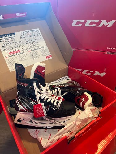 New CCM 7.5 JetSpeed FT2 Hockey Skates