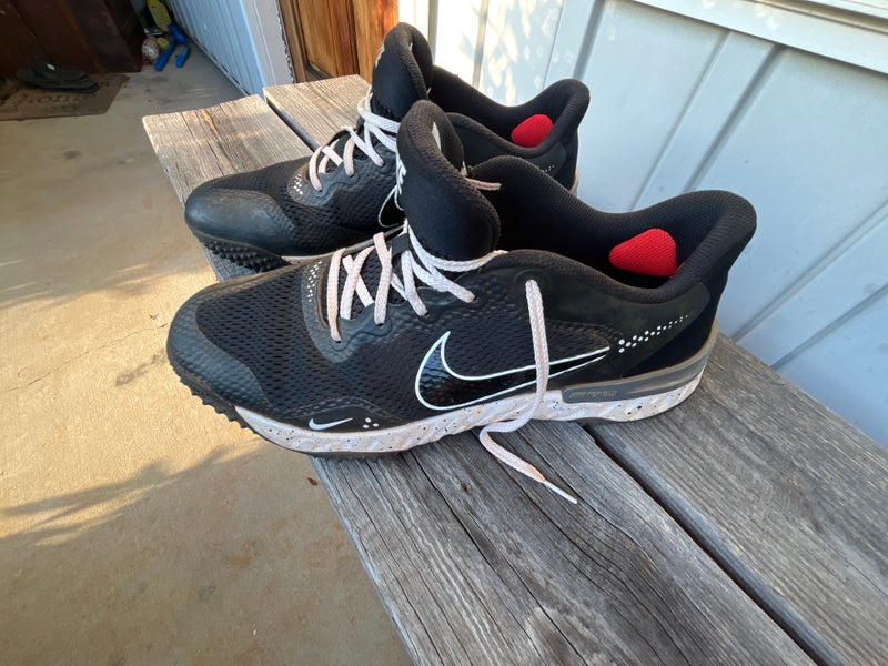 Used Size 11.5 Men's Nike turf shoes