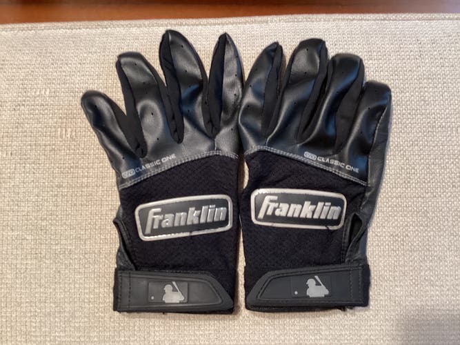 Used Medium Franklin Batting Gloves