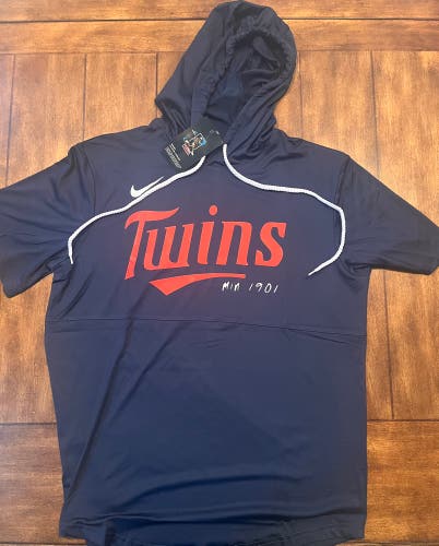 Minnesota Twins— Dri Fit Short Sleeved Hoodie — Size Large