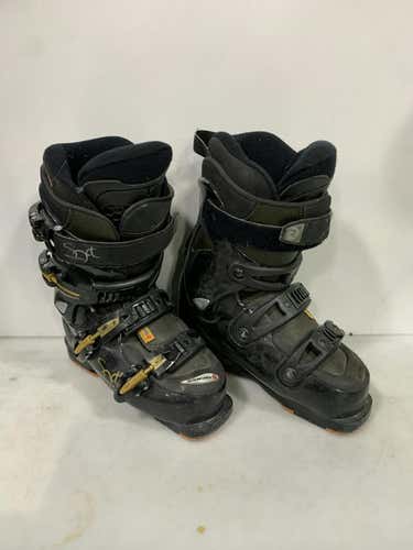 Used Rossignol Cockpit 225 Mp - J04.5 - W5.5 Boys' Downhill Ski Boots