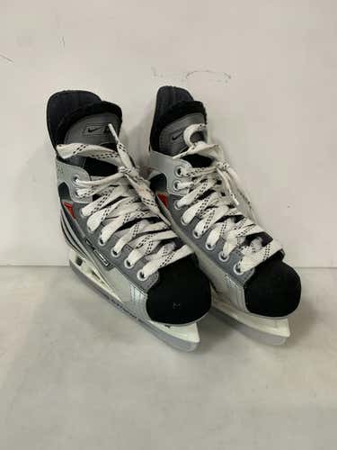 Used Graf Supra 502 Junior 02 Ice Hockey Skates