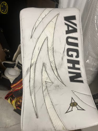 Vaughn V5 Blocker Senior