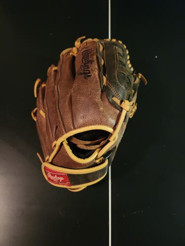 Used Rawlings Right Hand Throw Rbg36 Baseball Glove 12.5"