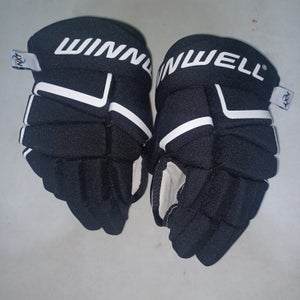Like New Winnwell AMP500 Gloves 13"