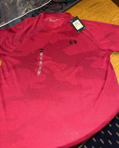 Mens Under armour shirt