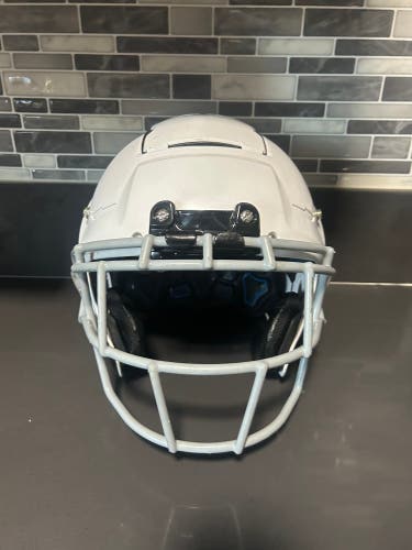 Schutt F7 Football Helmet