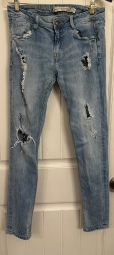 Zara Premium Wash Distressed Jeans Size 4