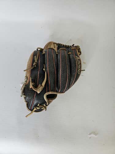 Used Wilson A2000 11 1 2" Fielders Gloves