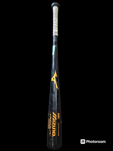 Used Mizuno Bamboo Mze62 29" Wood Bats