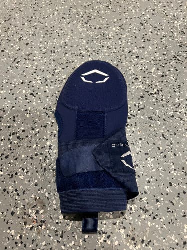 Used Navy Blue Used EvoShield Wrist Guards Sliding mitt