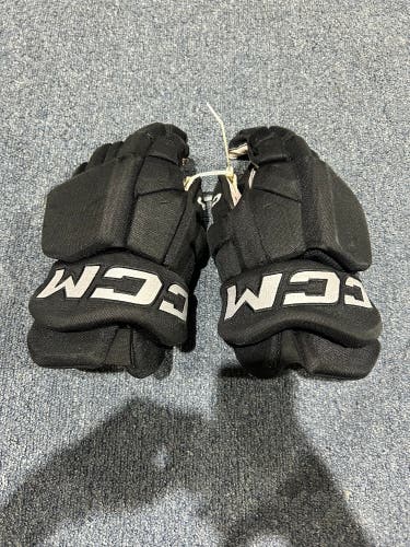 Used Charlotte Checkers CCM 13" HGTKPP Gloves