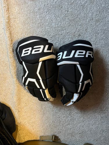 Bauer Supreme 150 Hockey Gloves