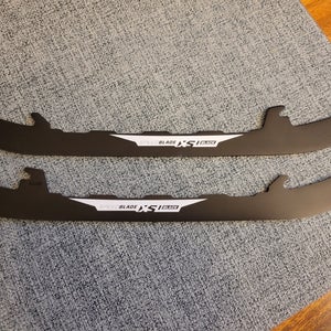 New CCM XS1 Black 238 mm