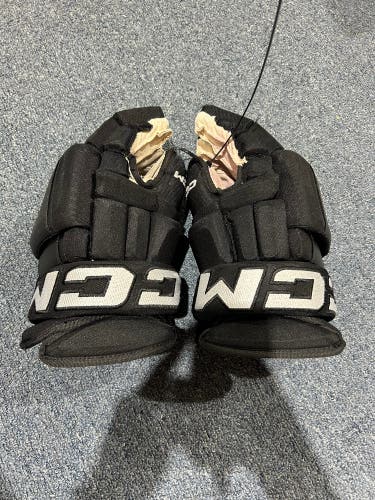 Used Black Charlotte Checkers CCM 14" Pro Stock HG97 Gloves