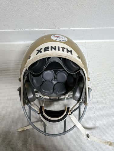 Used Xenith 2021 X2e+ Yth Md Football Helmets