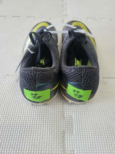 Used Nike Senior 7.5 Cleat Soccer Turf Shoes