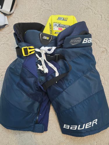 New Junior Small Bauer Supreme 3S Pro Hockey Pants