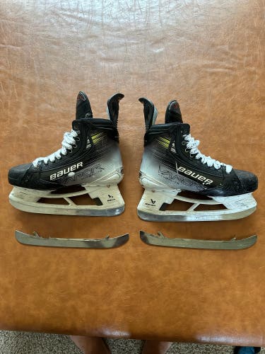 HYP2RLITE Hockey Skates