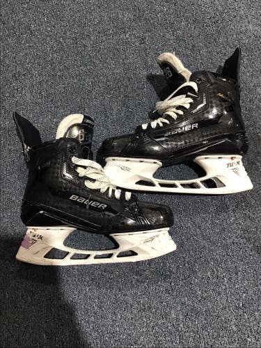 Used Mayhew 26 Bauer Size 9 Supreme Mach Hockey Skates